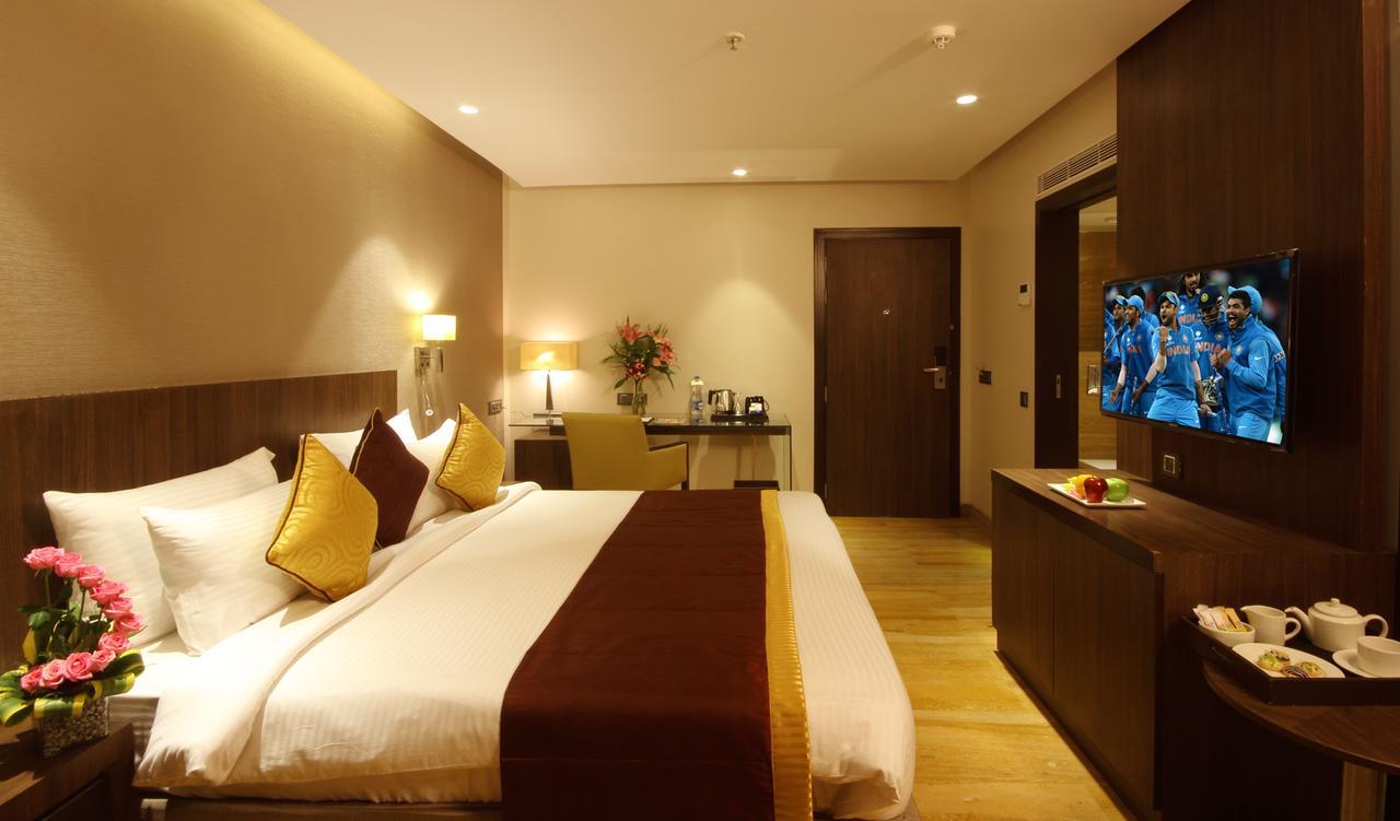 פונה Hotel Fidalgo מראה חיצוני תמונה