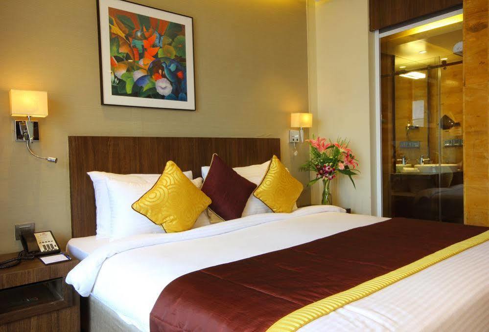 פונה Hotel Fidalgo מראה חיצוני תמונה